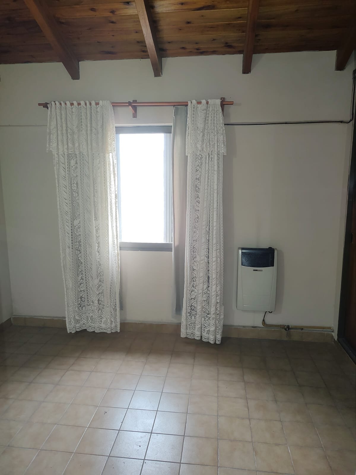 ALQUILER ANUAL – DEPARTAMENTO – 1 DORMITORIO – BºCENTRO – CARLOS PAZ